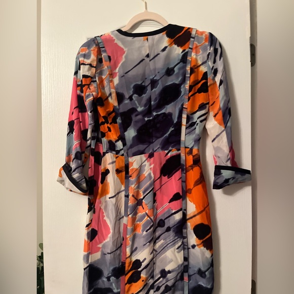 BCBG-size 2 with colours blue, red, black and orange - Picture 3 of 3